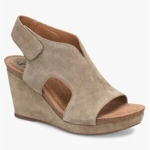 SOFFT Chloee Suede Leather Platform Wedge Sandals Size 8 Beige Comfortable Boho